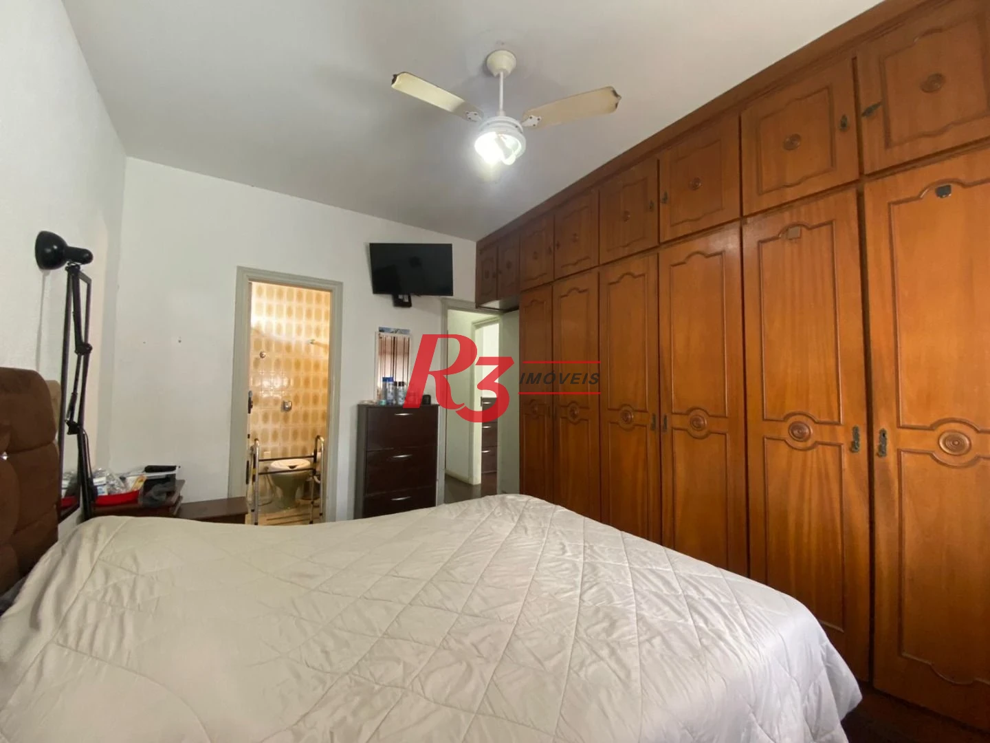 Apartamento com 3 dormitórios para alugar, 147 m² por R$ 6.300,00/mês - Embaré - Santos/SP