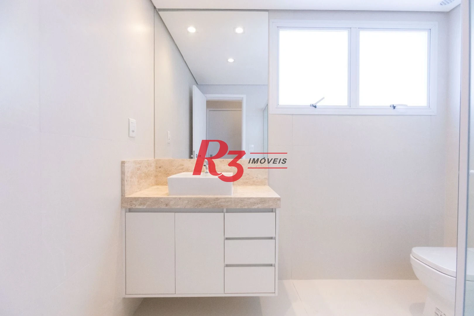 Apartamento com 3 dormitórios à venda, 133 m² por R$ 1.390.000,00 - Gonzaga - Santos/SP
