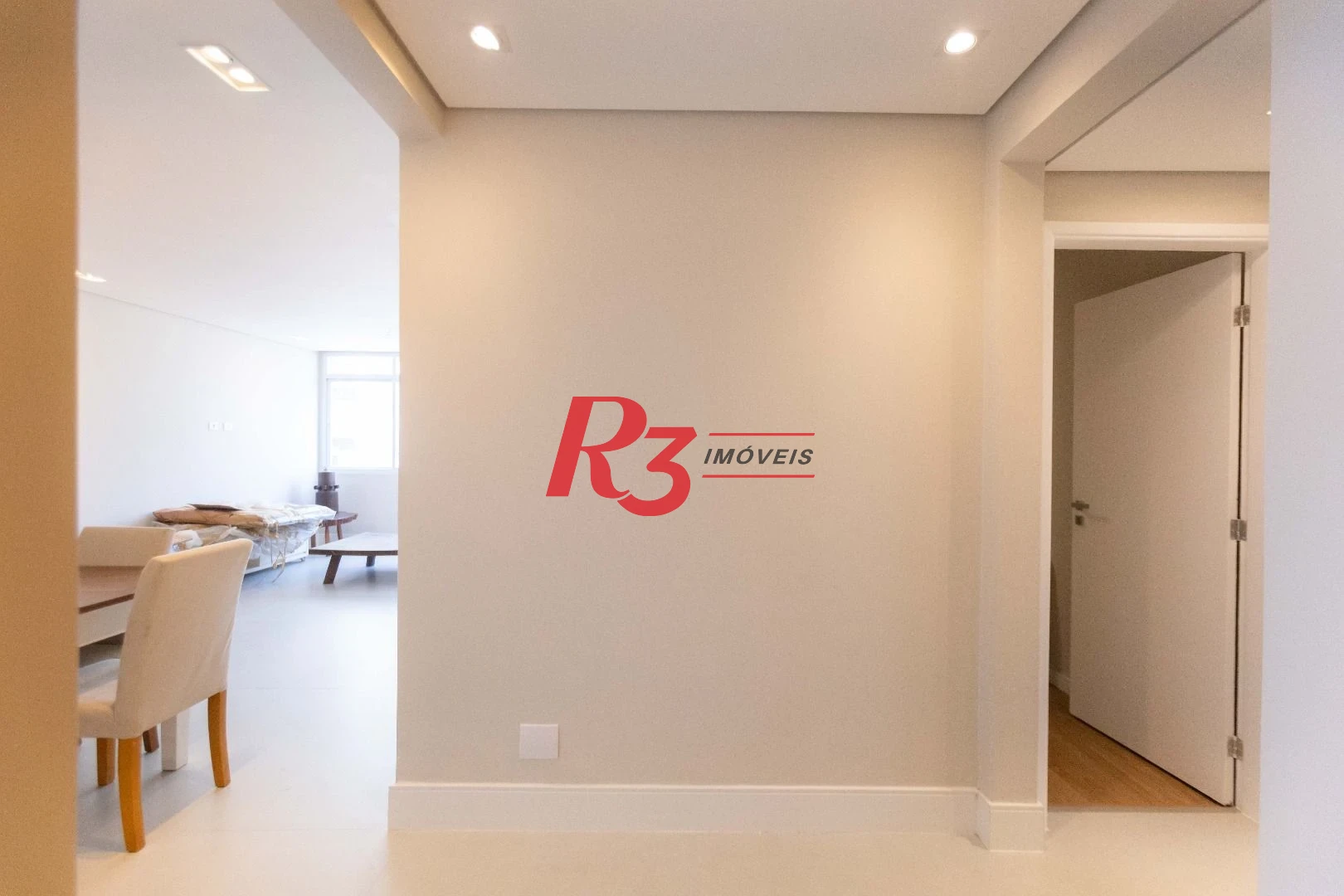 Apartamento com 3 dormitórios à venda, 133 m² por R$ 1.390.000,00 - Gonzaga - Santos/SP