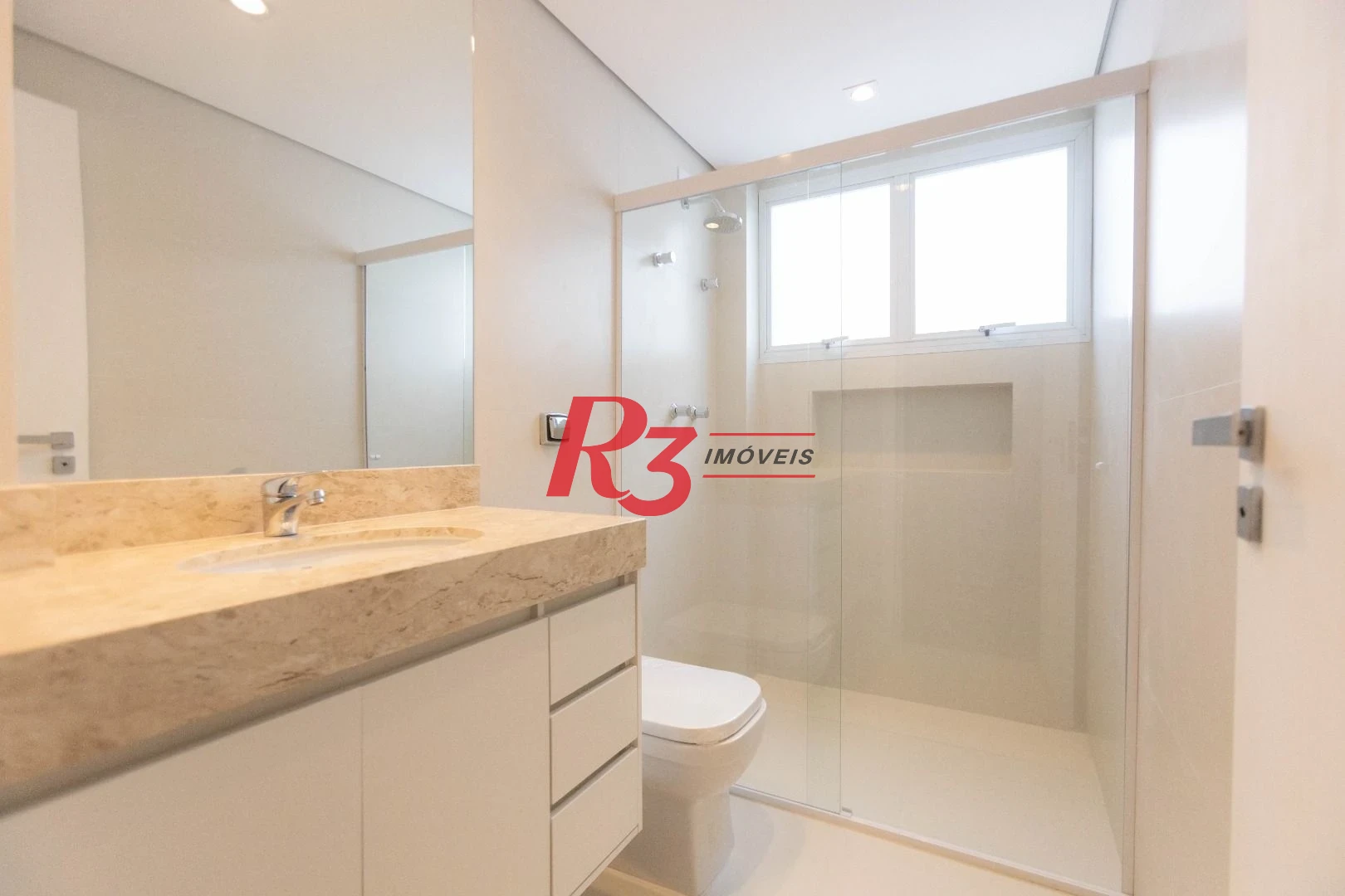 Apartamento com 3 dormitórios à venda, 133 m² por R$ 1.390.000,00 - Gonzaga - Santos/SP