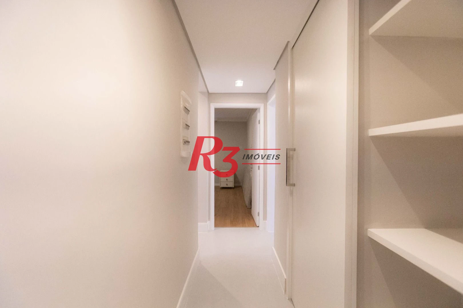 Apartamento com 3 dormitórios à venda, 133 m² por R$ 1.390.000,00 - Gonzaga - Santos/SP