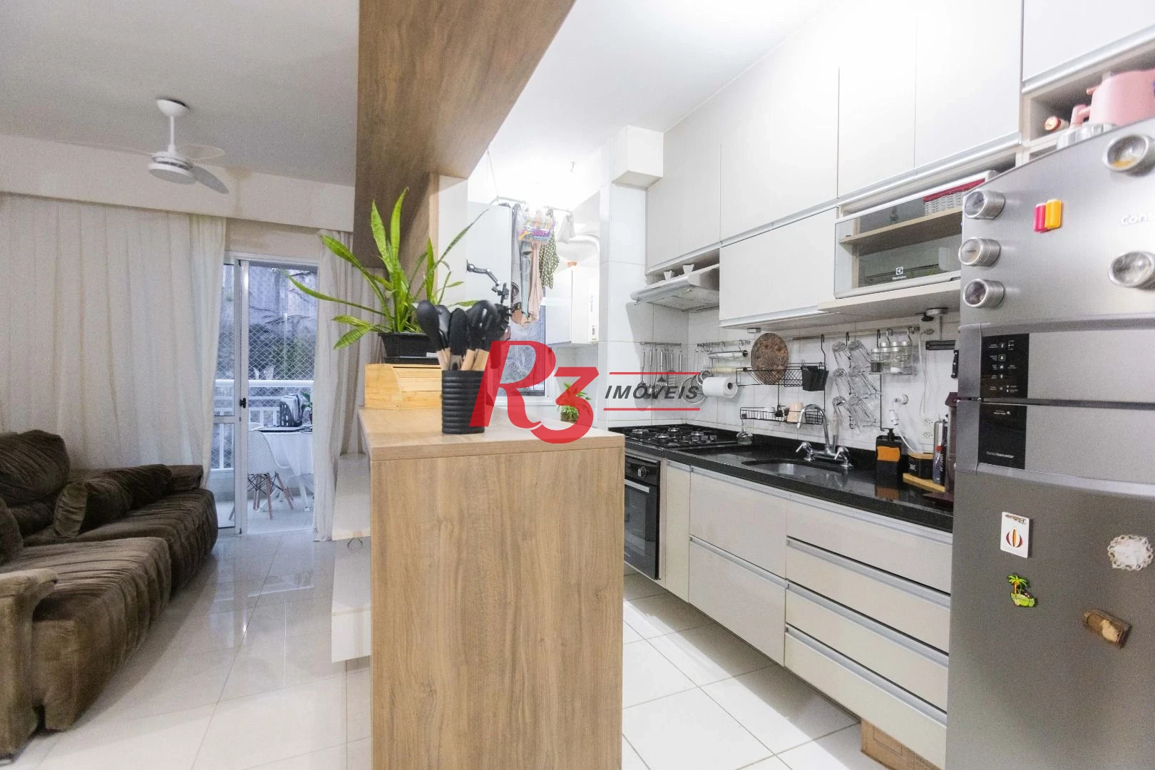 Apartamento com 2 dormitórios à venda, 62 m² por R$ 650.000,00 - Marapé - Santos/SP