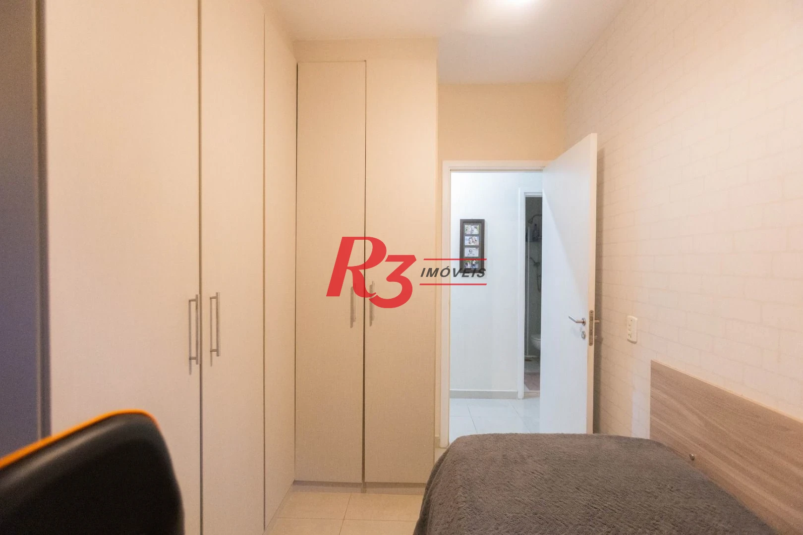 Apartamento com 2 dormitórios à venda, 62 m² por R$ 650.000,00 - Marapé - Santos/SP
