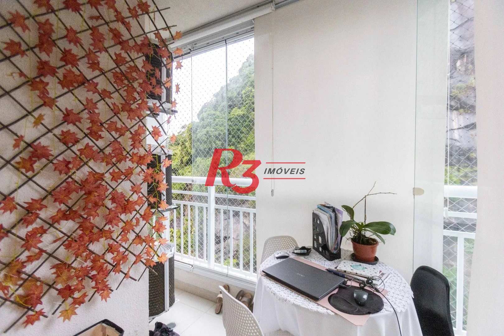 Apartamento com 2 dormitórios à venda, 62 m² por R$ 650.000,00 - Marapé - Santos/SP