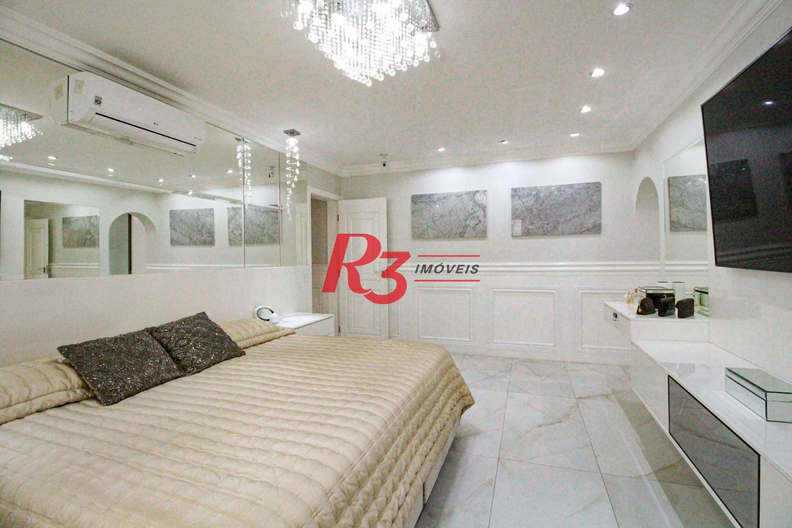 Cobertura com 4 dormitórios à venda, 350 m² por R$ 4.500.000,00 - Marapé - Santos/SP
