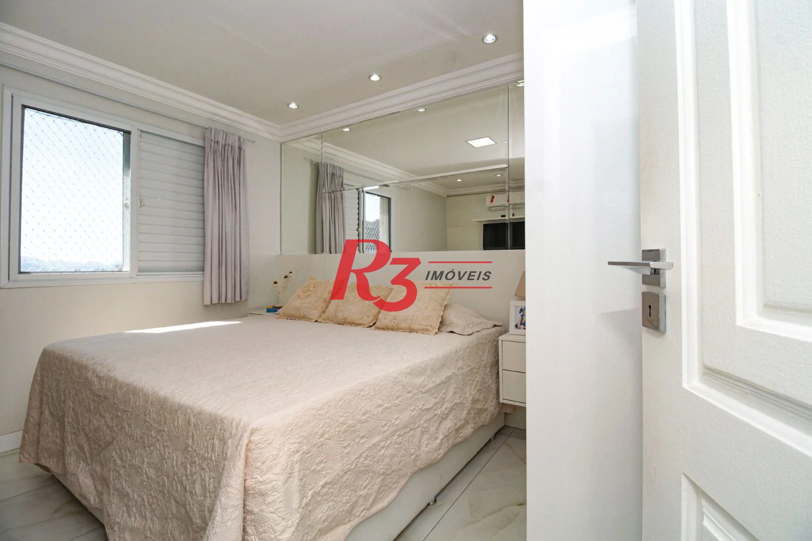 Cobertura com 4 dormitórios à venda, 350 m² por R$ 4.500.000,00 - Marapé - Santos/SP
