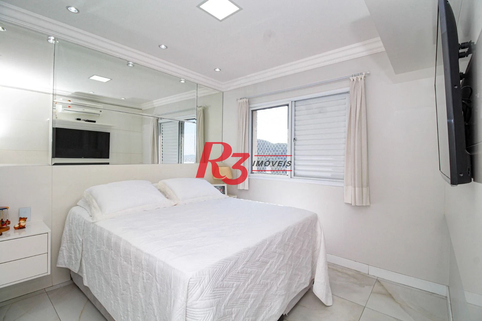 Cobertura com 4 dormitórios à venda, 350 m² por R$ 4.500.000,00 - Marapé - Santos/SP