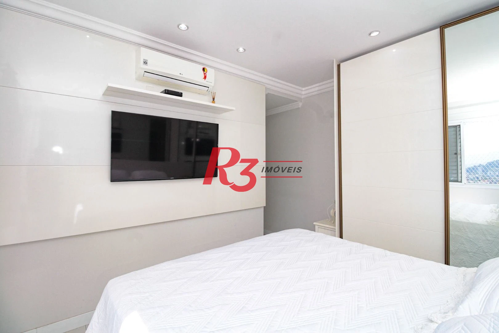 Cobertura com 4 dormitórios à venda, 350 m² por R$ 4.500.000,00 - Marapé - Santos/SP