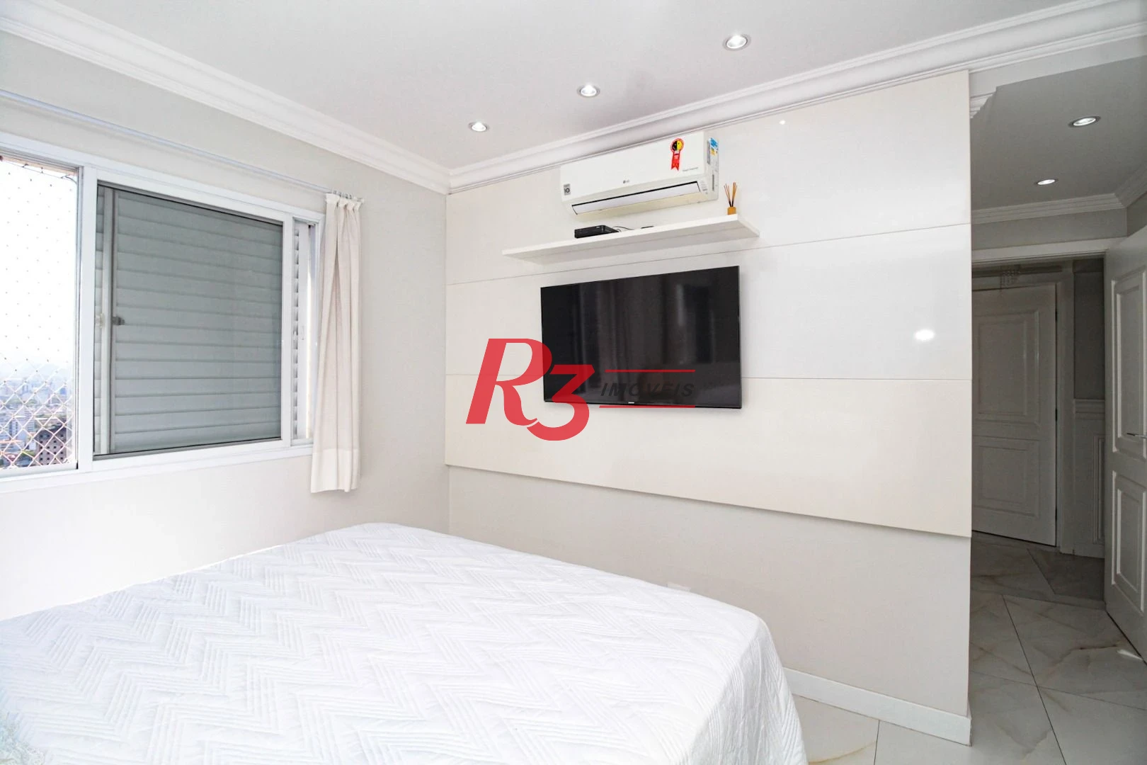 Cobertura com 4 dormitórios à venda, 350 m² por R$ 4.500.000,00 - Marapé - Santos/SP