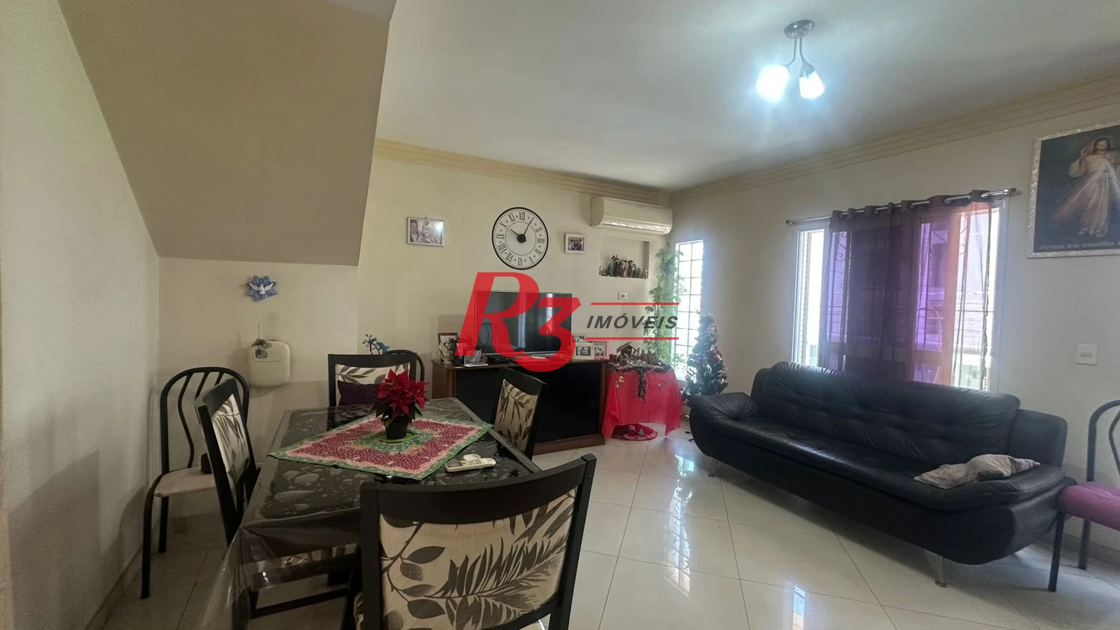 Sobrado com 3 dormitórios à venda, 176 m² por R$ 1.650.000,00 - Campo Grande - Santos/SP
