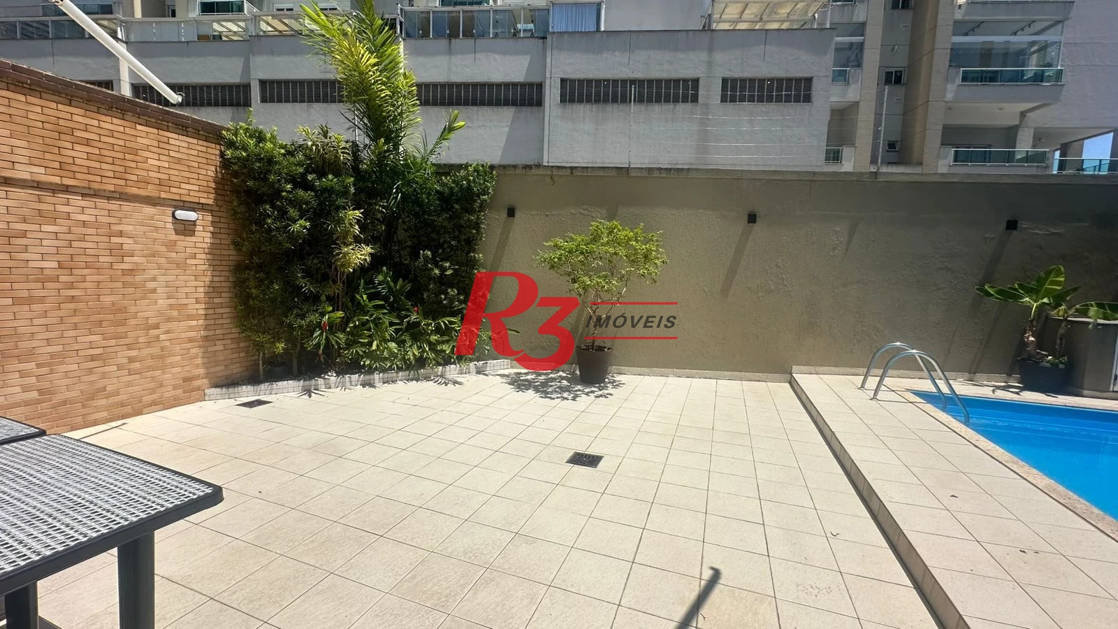 Sobrado com 3 dormitórios à venda, 176 m² por R$ 1.650.000,00 - Campo Grande - Santos/SP
