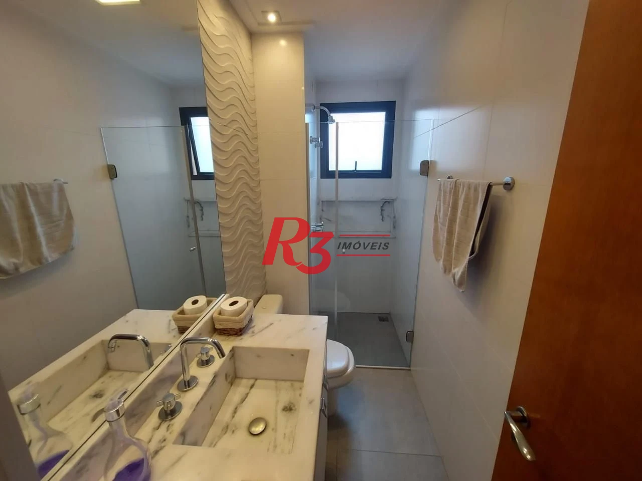 Apartamento com 3 dormitórios à venda, 130 m² por R$ 1.650.000,00 - Ponta da Praia - Santos/SP
