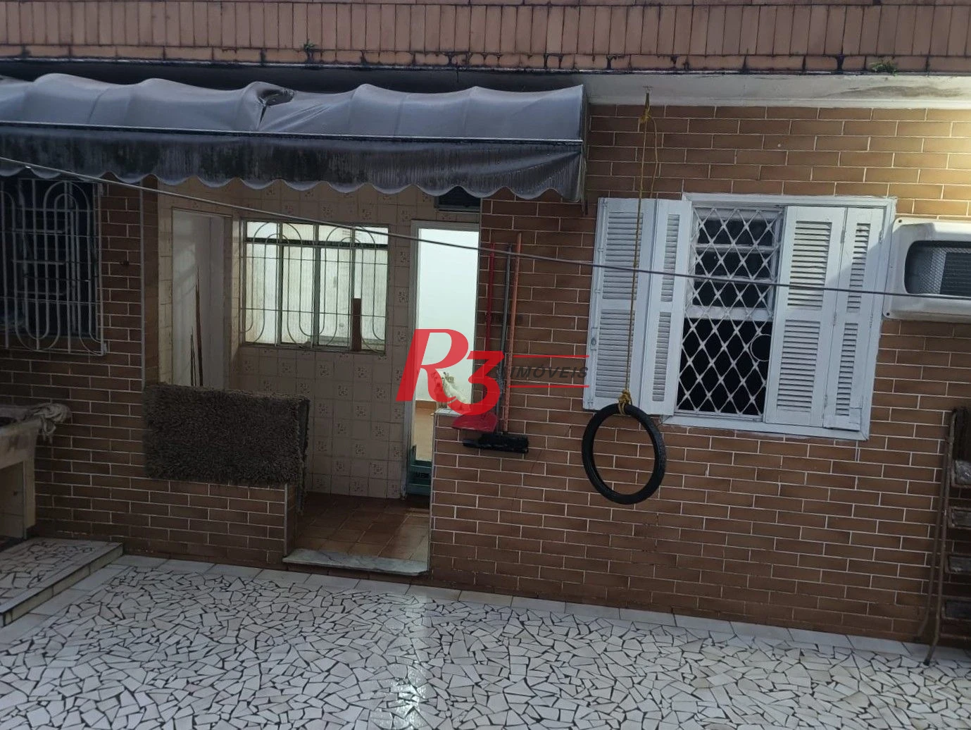 Casa com 3 dormitórios à venda, 220 m² por R$ 362.000,00 - Vila São Jorge - São Vicente/SP