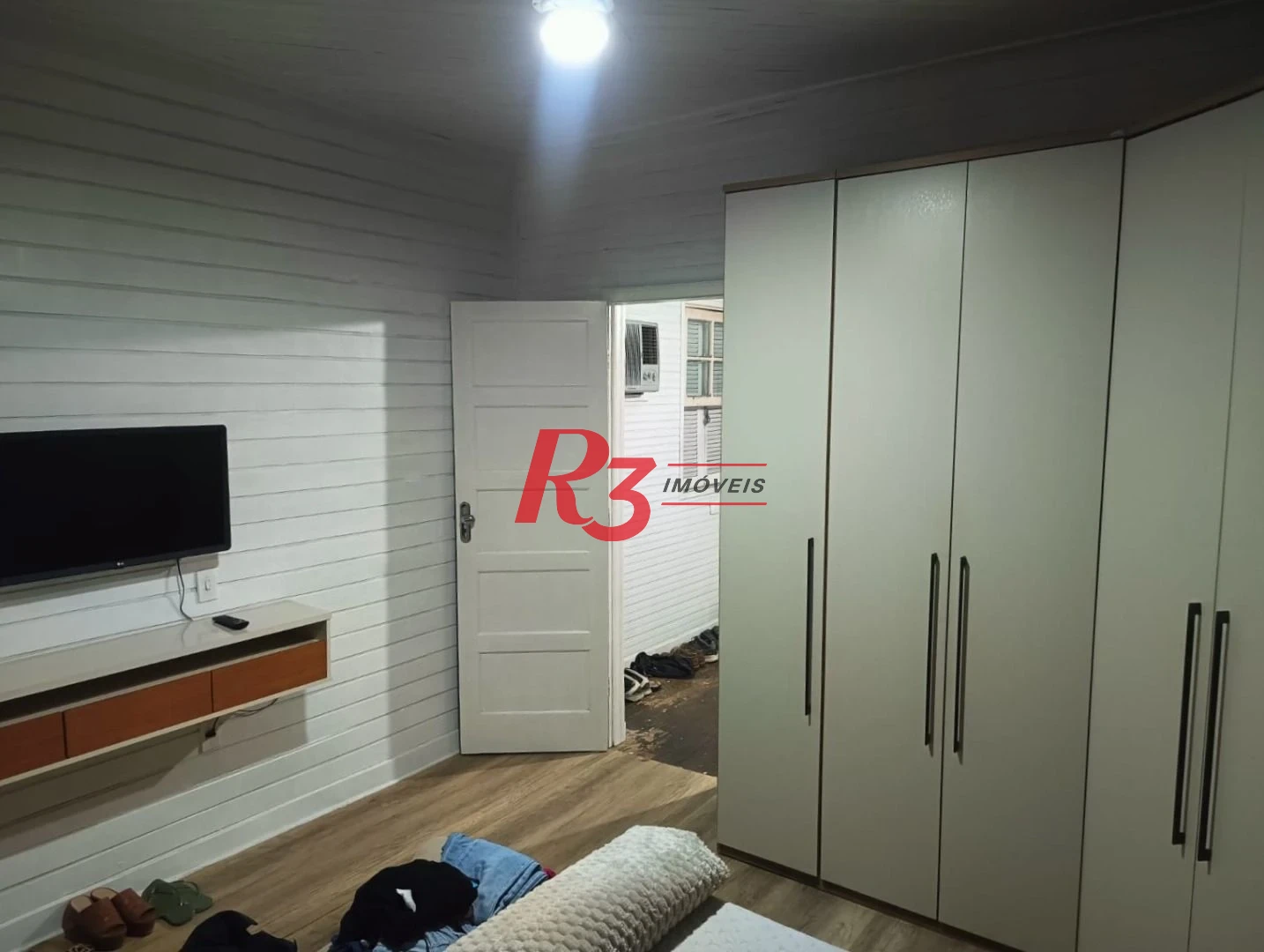 Casa com 3 dormitórios à venda, 220 m² por R$ 362.000,00 - Vila São Jorge - São Vicente/SP