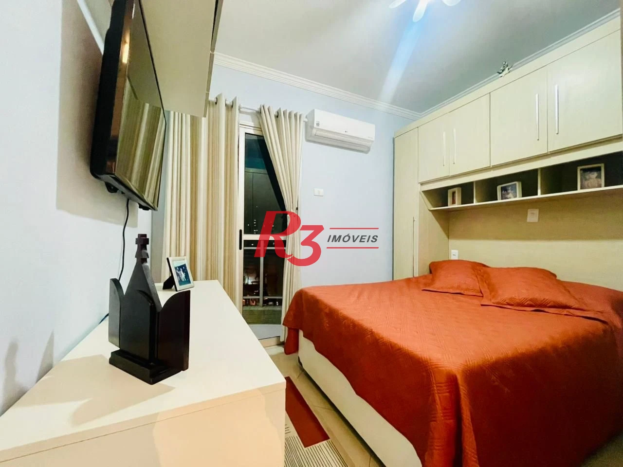 Apartamento com 2 dormitórios à venda, 100 m² por R$ 760.000,00 - Ponta da Praia - Santos/SP
