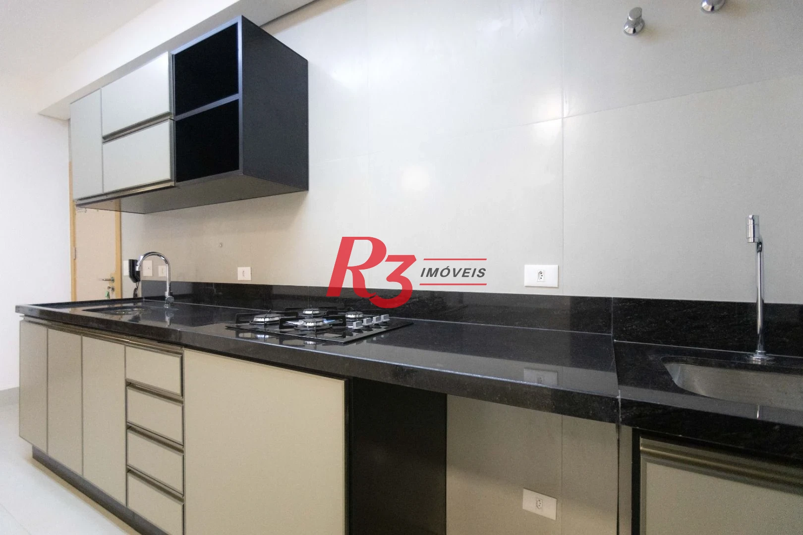 Apartamento com 2 dormitórios para alugar, 77 m² por R$ 7.000,02/mês - José Menino - Santos/SP