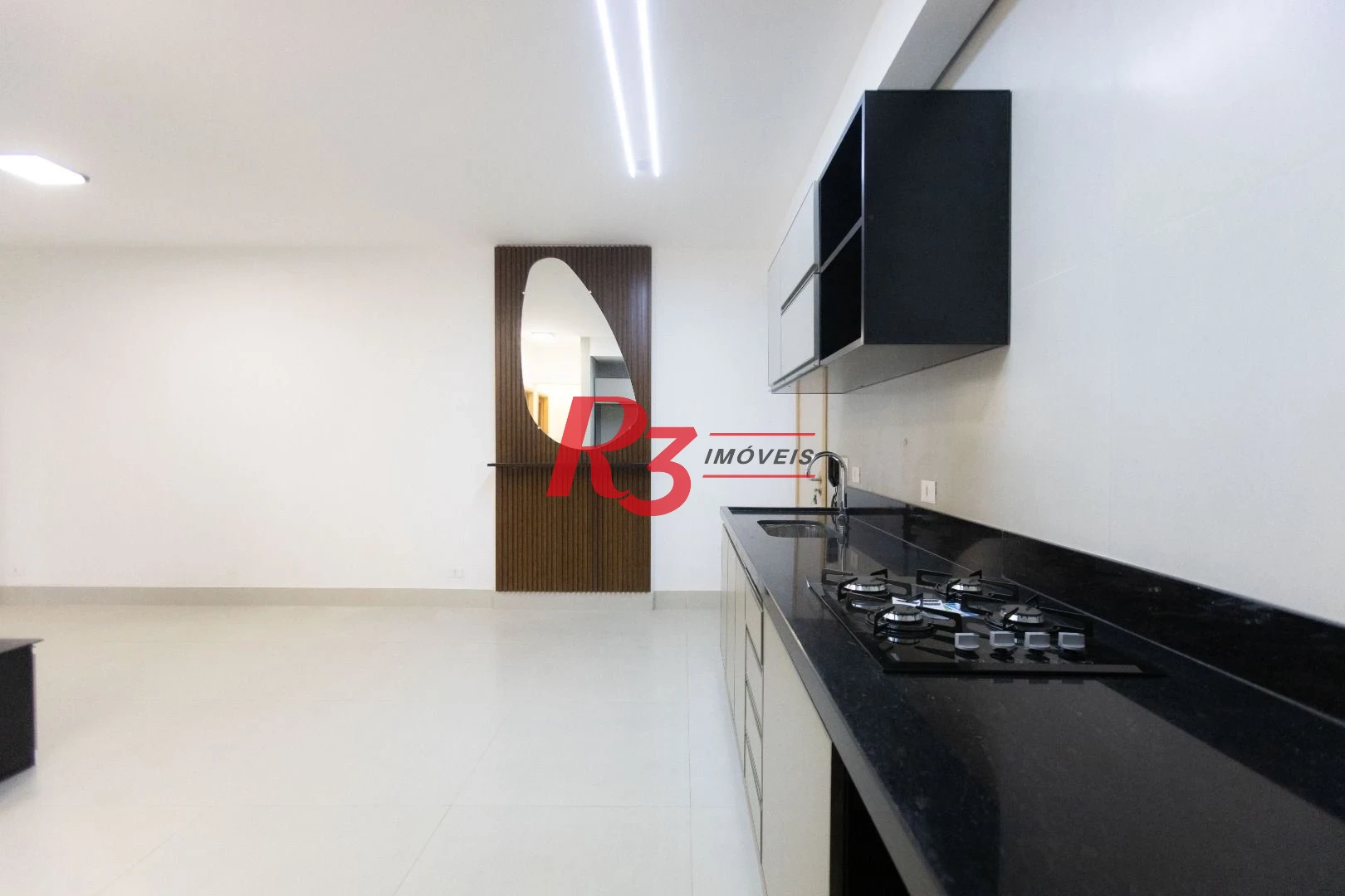 Apartamento com 2 dormitórios para alugar, 77 m² por R$ 7.000,02/mês - José Menino - Santos/SP