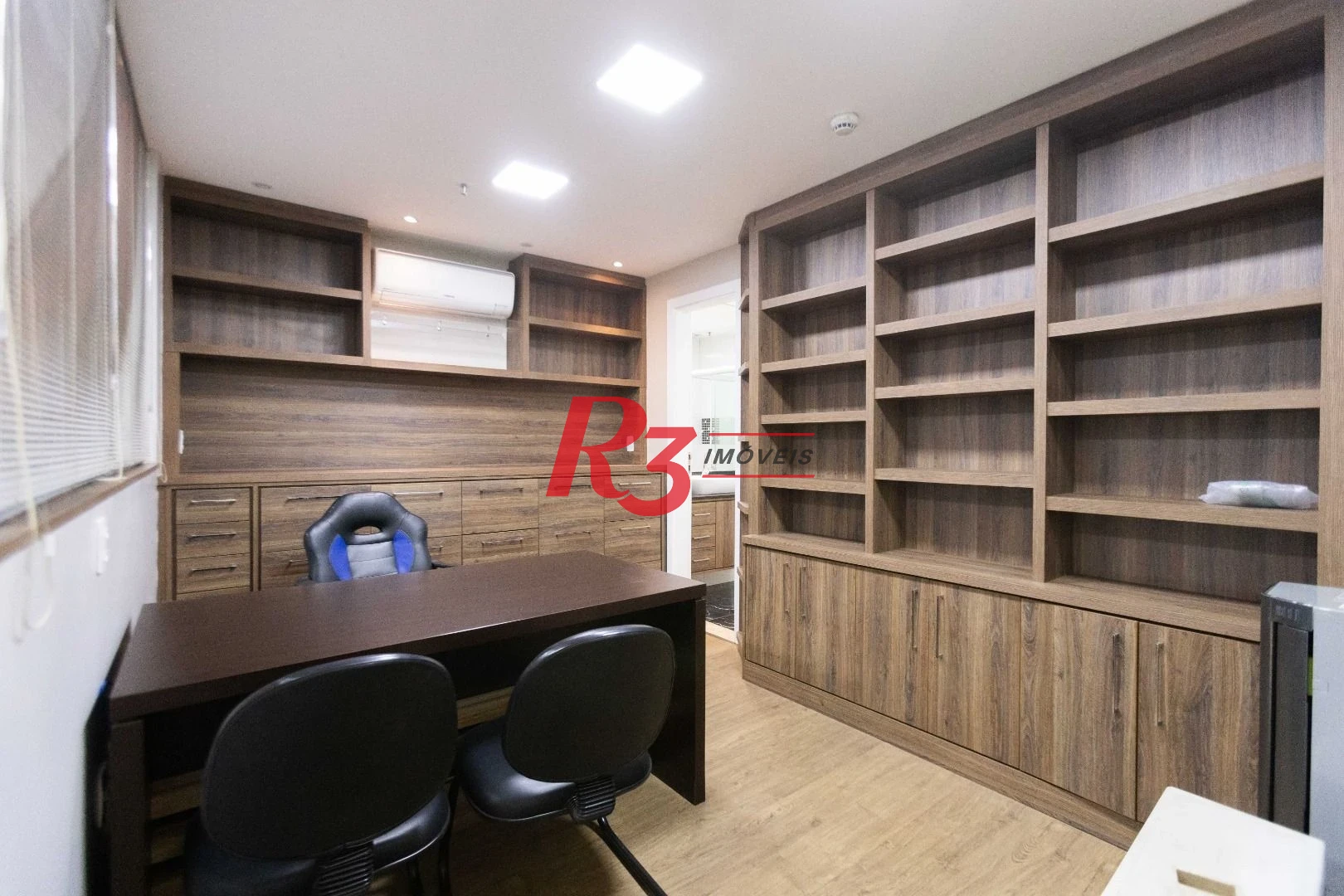 Sala, 97 m² - venda por R$ 1.200.000,00 ou aluguel por R$ 8.500,00/mês - Centro - Santos/SP