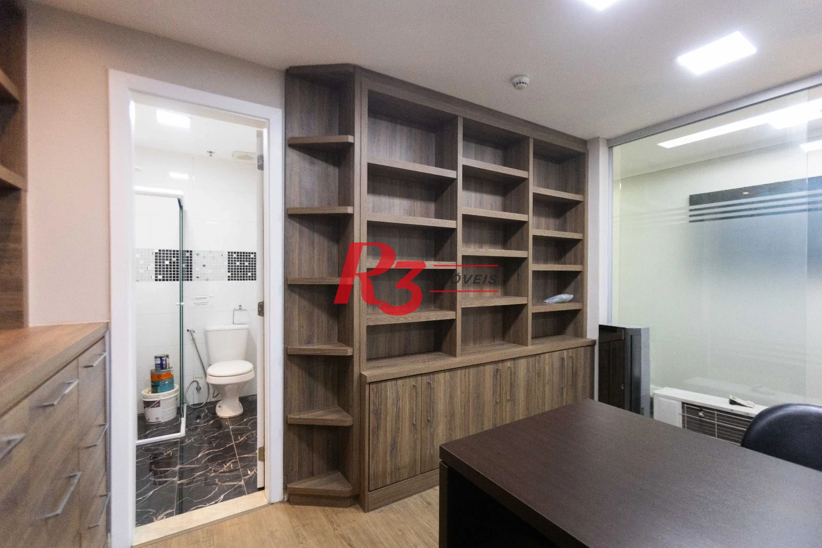 Sala, 97 m² - venda por R$ 1.200.000,00 ou aluguel por R$ 8.500,00/mês - Centro - Santos/SP