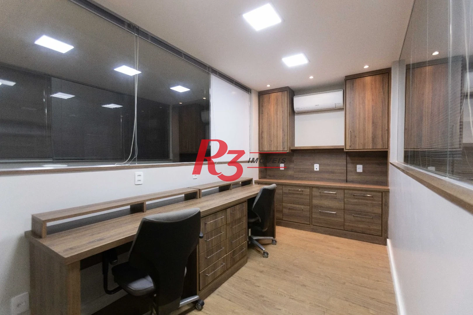 Sala, 97 m² - venda por R$ 1.200.000,00 ou aluguel por R$ 8.500,00/mês - Centro - Santos/SP