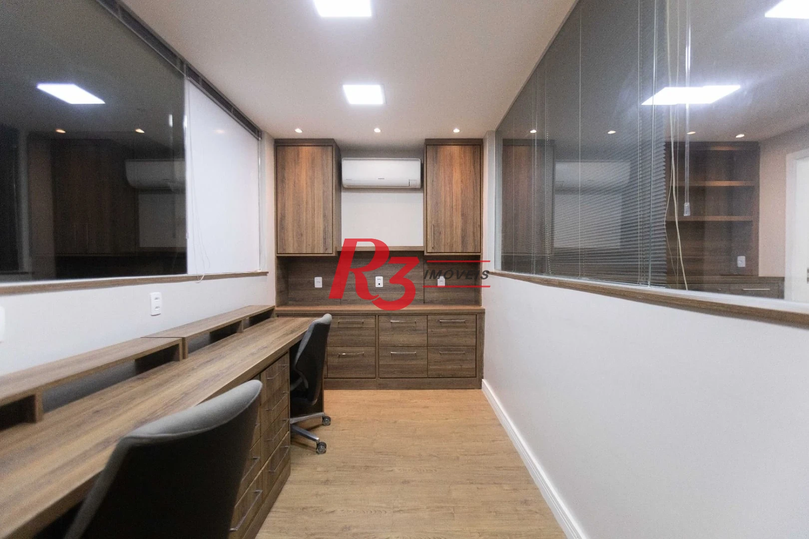 Sala, 97 m² - venda por R$ 1.200.000,00 ou aluguel por R$ 8.500,00/mês - Centro - Santos/SP