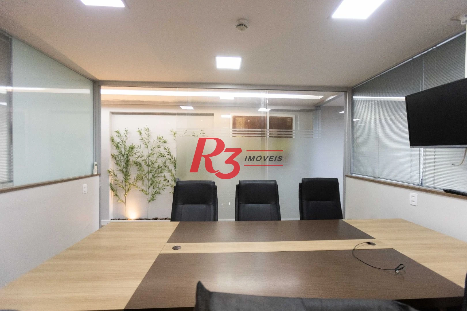 Sala, 97 m² - venda por R$ 1.200.000,00 ou aluguel por R$ 8.500,00/mês - Centro - Santos/SP