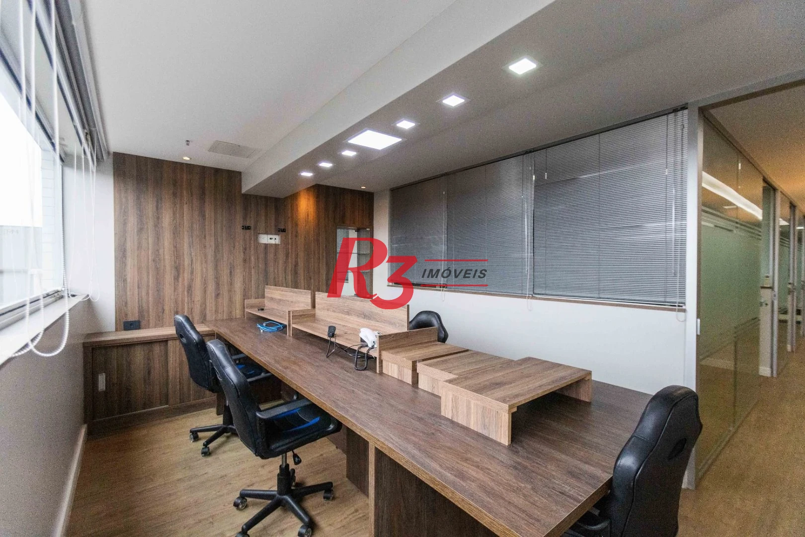 Sala, 97 m² - venda por R$ 1.200.000,00 ou aluguel por R$ 8.500,00/mês - Centro - Santos/SP
