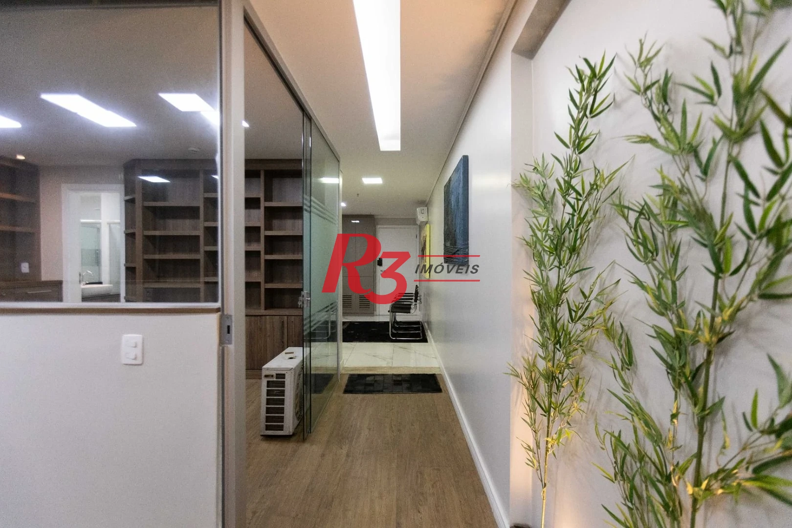 Sala, 97 m² - venda por R$ 1.200.000,00 ou aluguel por R$ 8.500,00/mês - Centro - Santos/SP