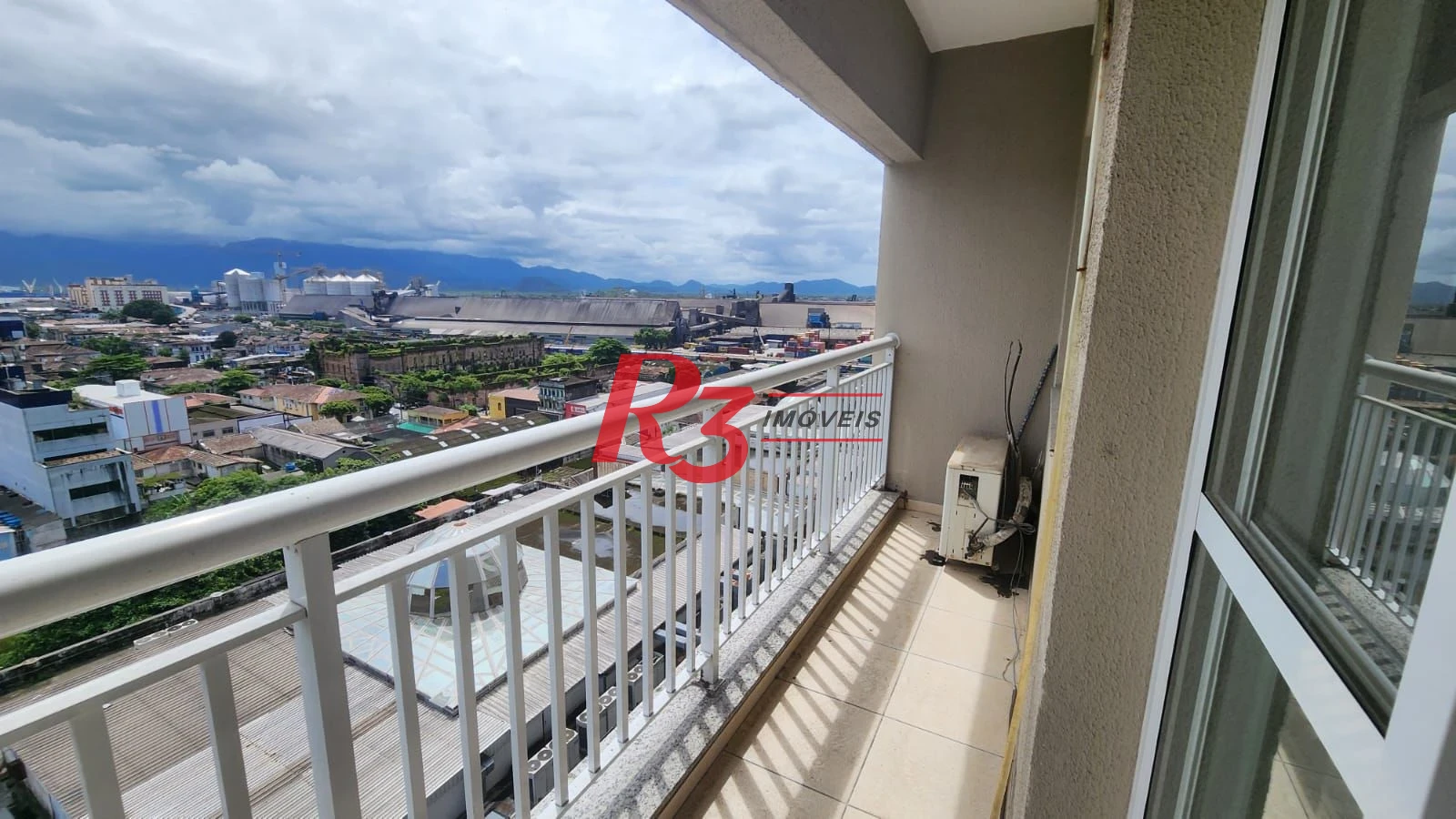 Sala para alugar, 42 m² por R$ 3.300,00/mês - Vila Matias - Santos/SP