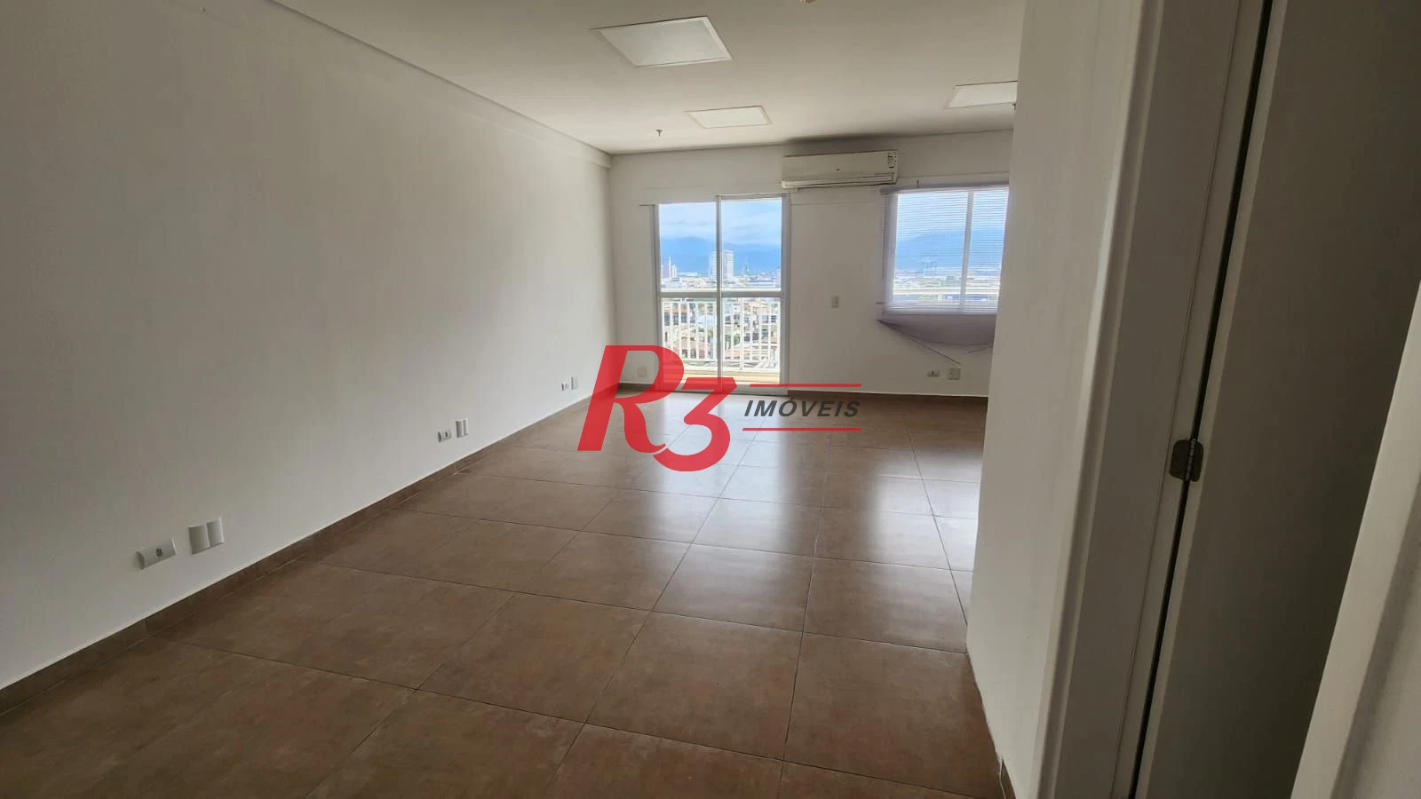 Sala para alugar, 42 m² por R$ 3.300,00/mês - Vila Matias - Santos/SP