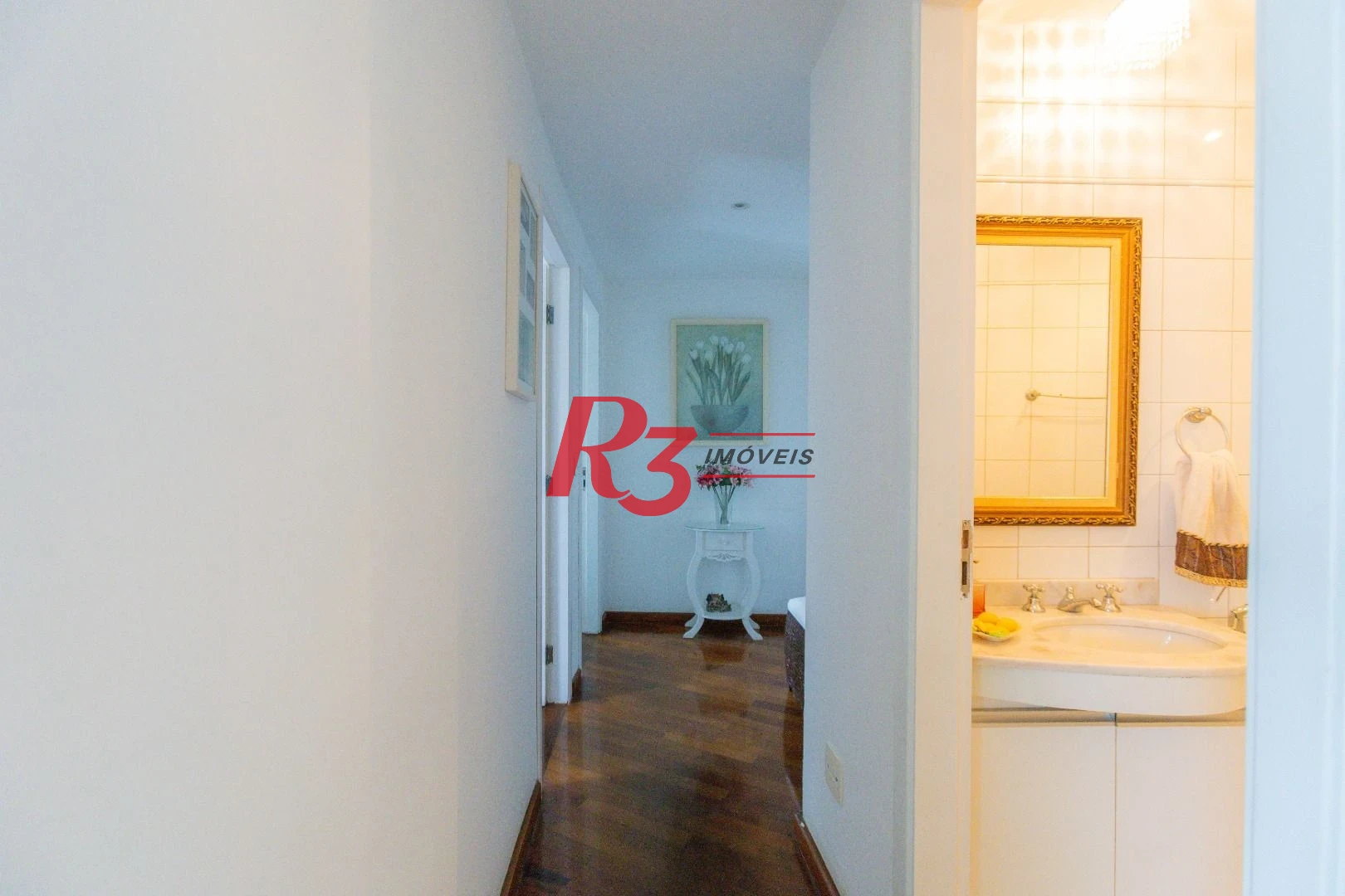 Apartamento com 3 dormitórios à venda, 116 m² por R$ 1.595.000,00 - Boqueirão - Santos/SP
