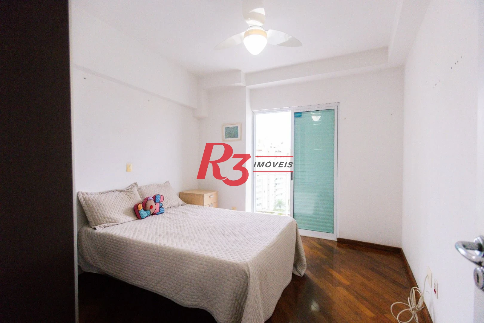 Apartamento com 3 dormitórios à venda, 116 m² por R$ 1.595.000,00 - Boqueirão - Santos/SP