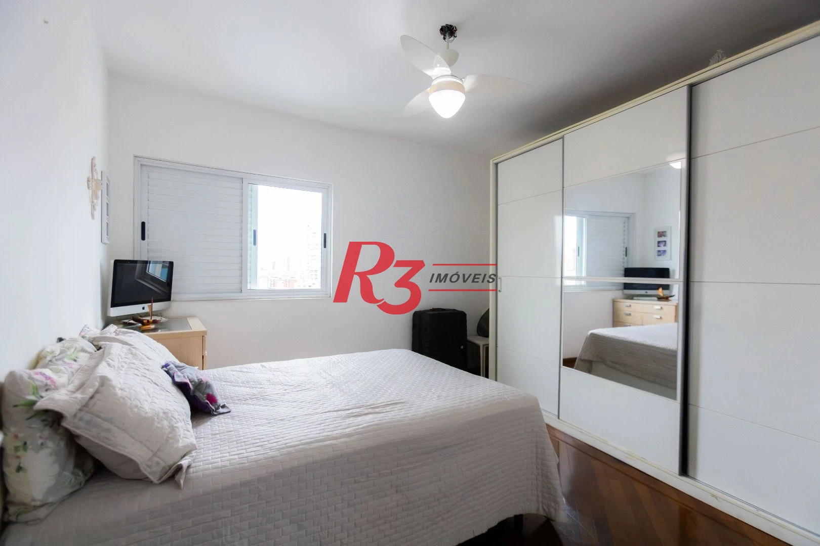 Apartamento com 3 dormitórios à venda, 116 m² por R$ 1.595.000,00 - Boqueirão - Santos/SP
