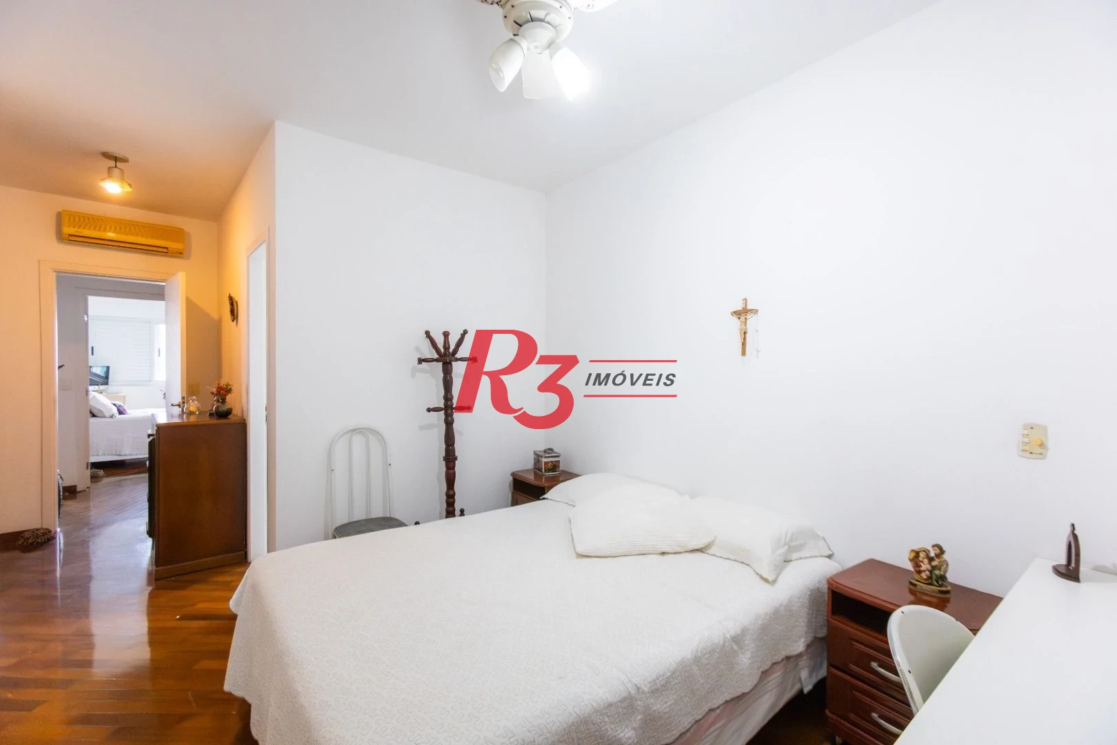 Apartamento com 3 dormitórios à venda, 116 m² por R$ 1.595.000,00 - Boqueirão - Santos/SP