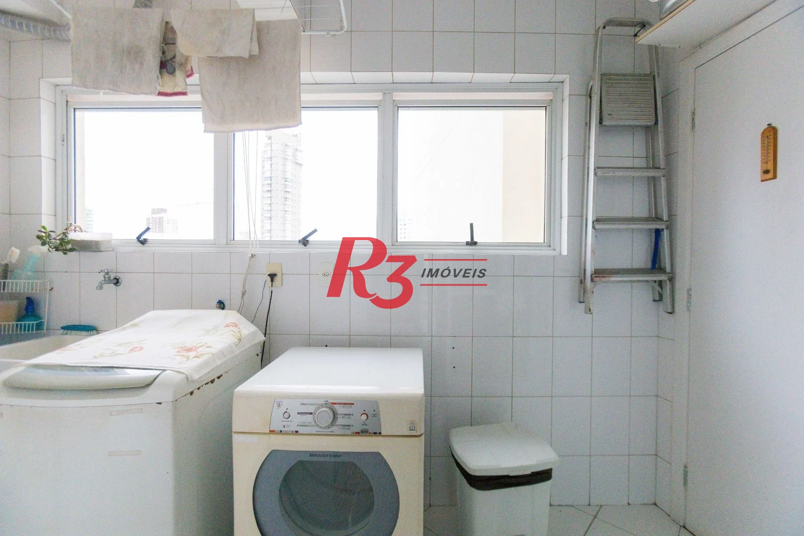 Apartamento com 3 dormitórios à venda, 116 m² por R$ 1.595.000,00 - Boqueirão - Santos/SP