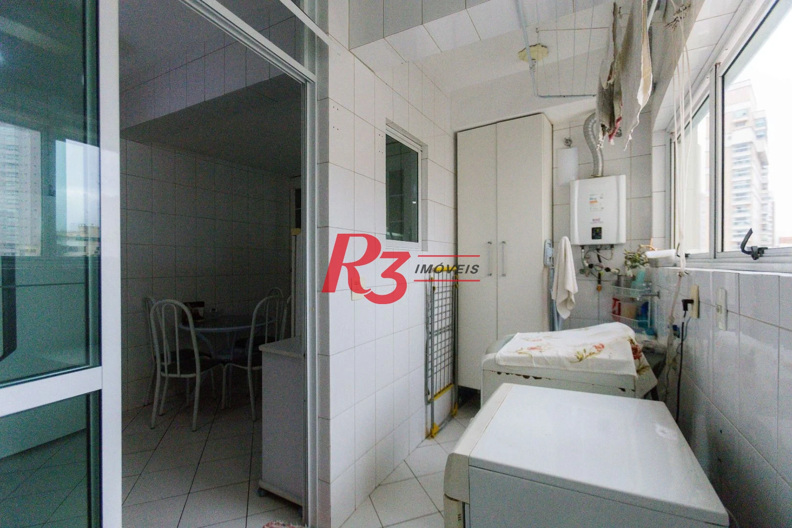 Apartamento com 3 dormitórios à venda, 116 m² por R$ 1.595.000,00 - Boqueirão - Santos/SP