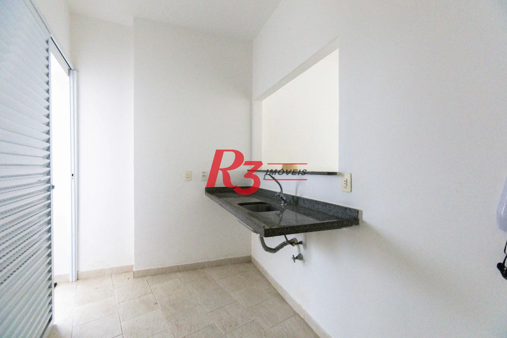 Apartamento com 3 dormitórios à venda, 116 m² por R$ 1.595.000,00 - Boqueirão - Santos/SP