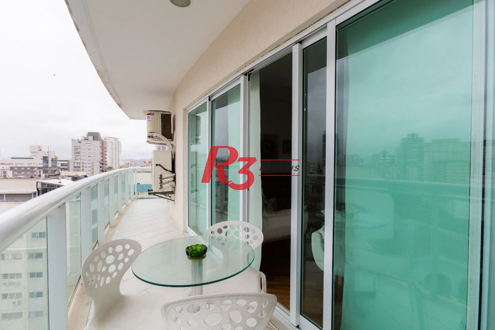 Apartamento com 3 dormitórios à venda, 116 m² por R$ 1.595.000,00 - Boqueirão - Santos/SP
