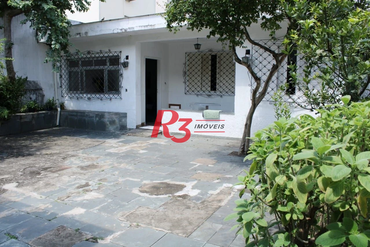 Casa com 5 dormitórios à venda, 329 m² por R$ 3.050.000 - Boqueirão - Santos/SP