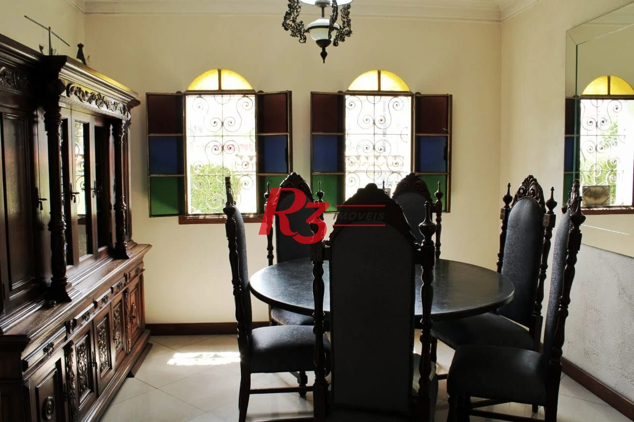 Casa com 5 dormitórios à venda, 329 m² por R$ 3.050.000 - Boqueirão - Santos/SP