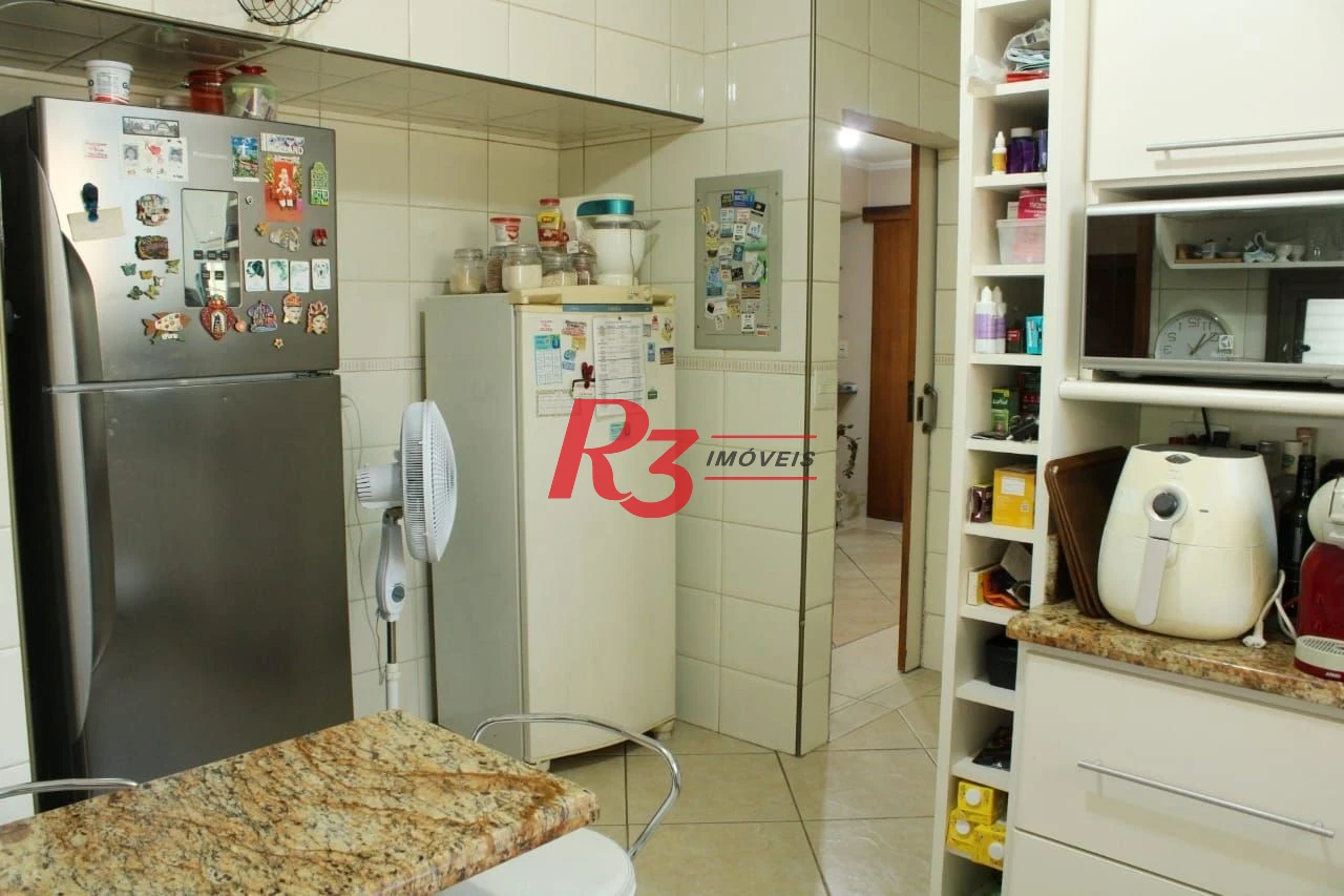 Casa com 5 dormitórios à venda, 329 m² por R$ 3.050.000 - Boqueirão - Santos/SP