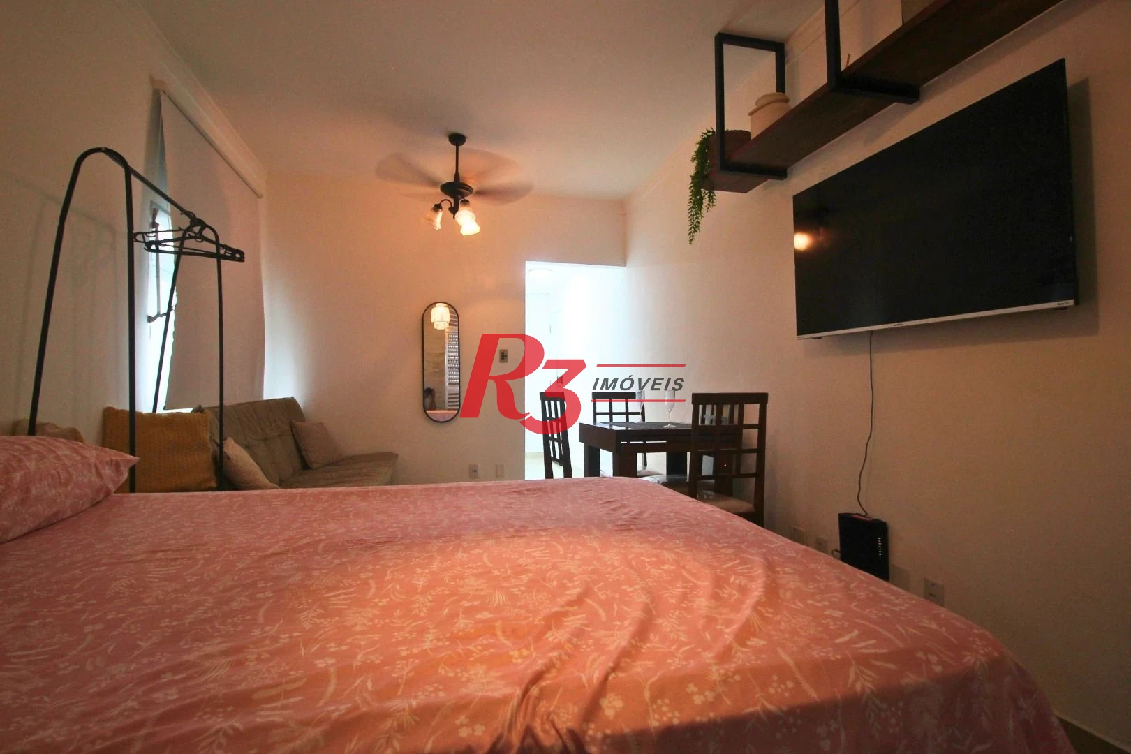 Kitnet para alugar, 38 m² por R$ 3.100,02/mês - José Menino - Santos/SP