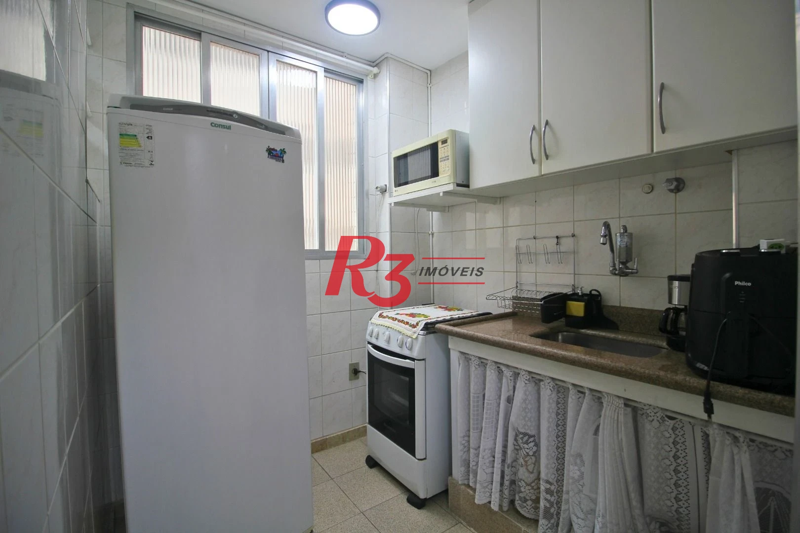 Kitnet para alugar, 38 m² por R$ 3.100,02/mês - José Menino - Santos/SP