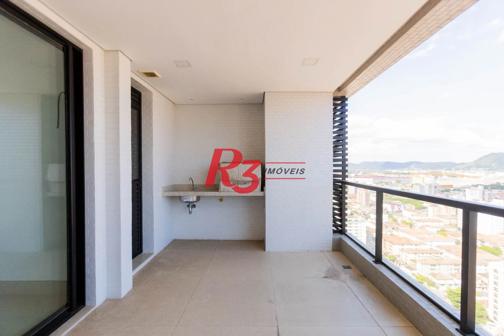 Apartamento com 3 dormitórios à venda, 121 m² por R$ 1.380.000,00 - Aparecida - Santos/SP