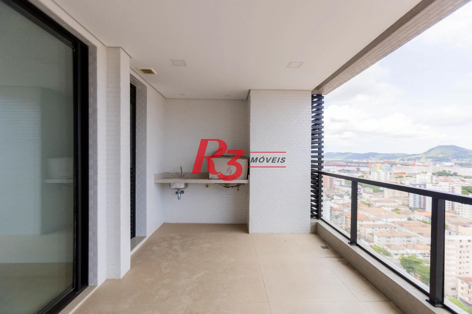 Apartamento com 3 dormitórios à venda, 121 m² por R$ 1.275.000,00 - Aparecida - Santos/SP