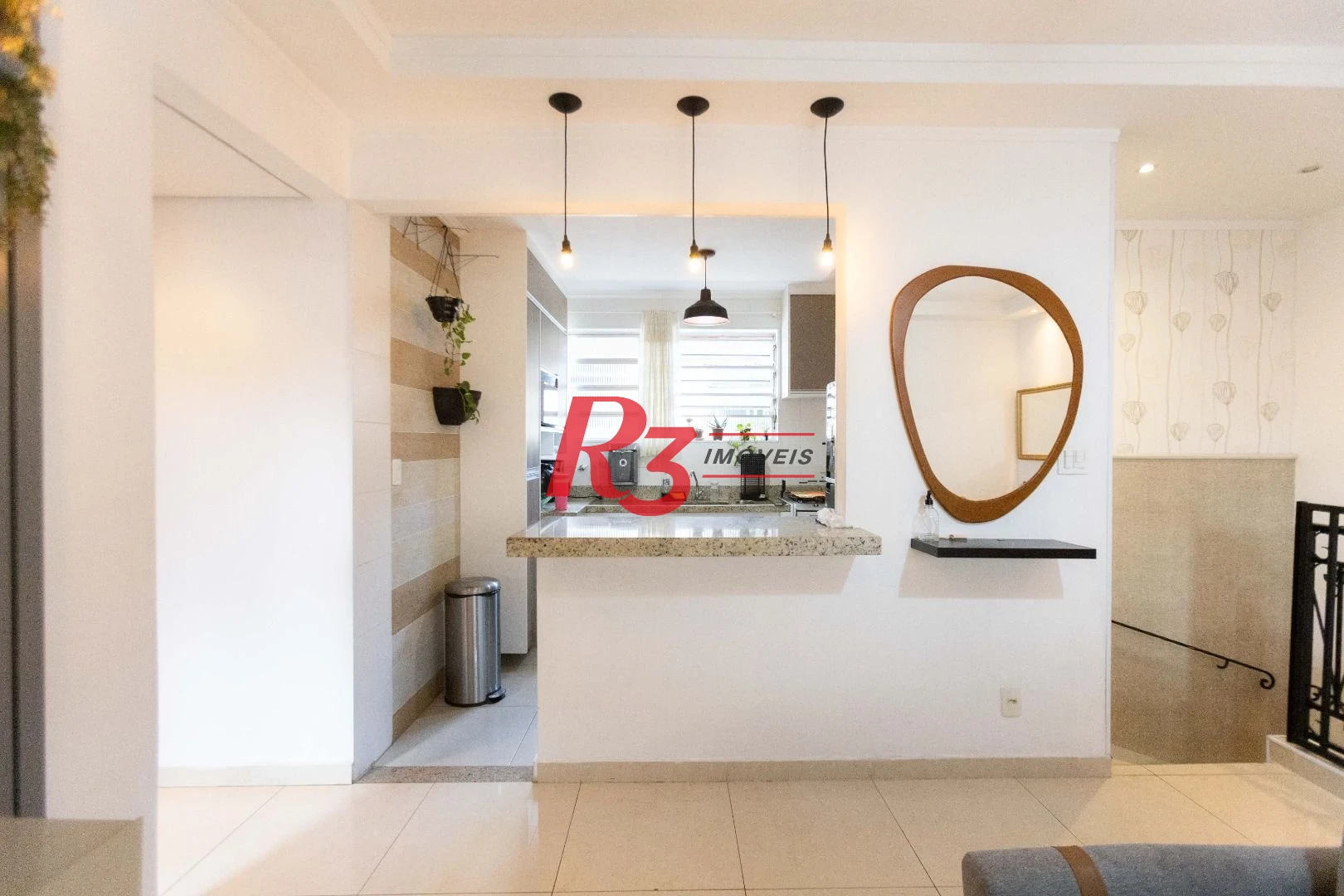 Apartamento com 3 dormitórios à venda, 115 m² por R$ 579.000,00 - Embaré - Santos/SP