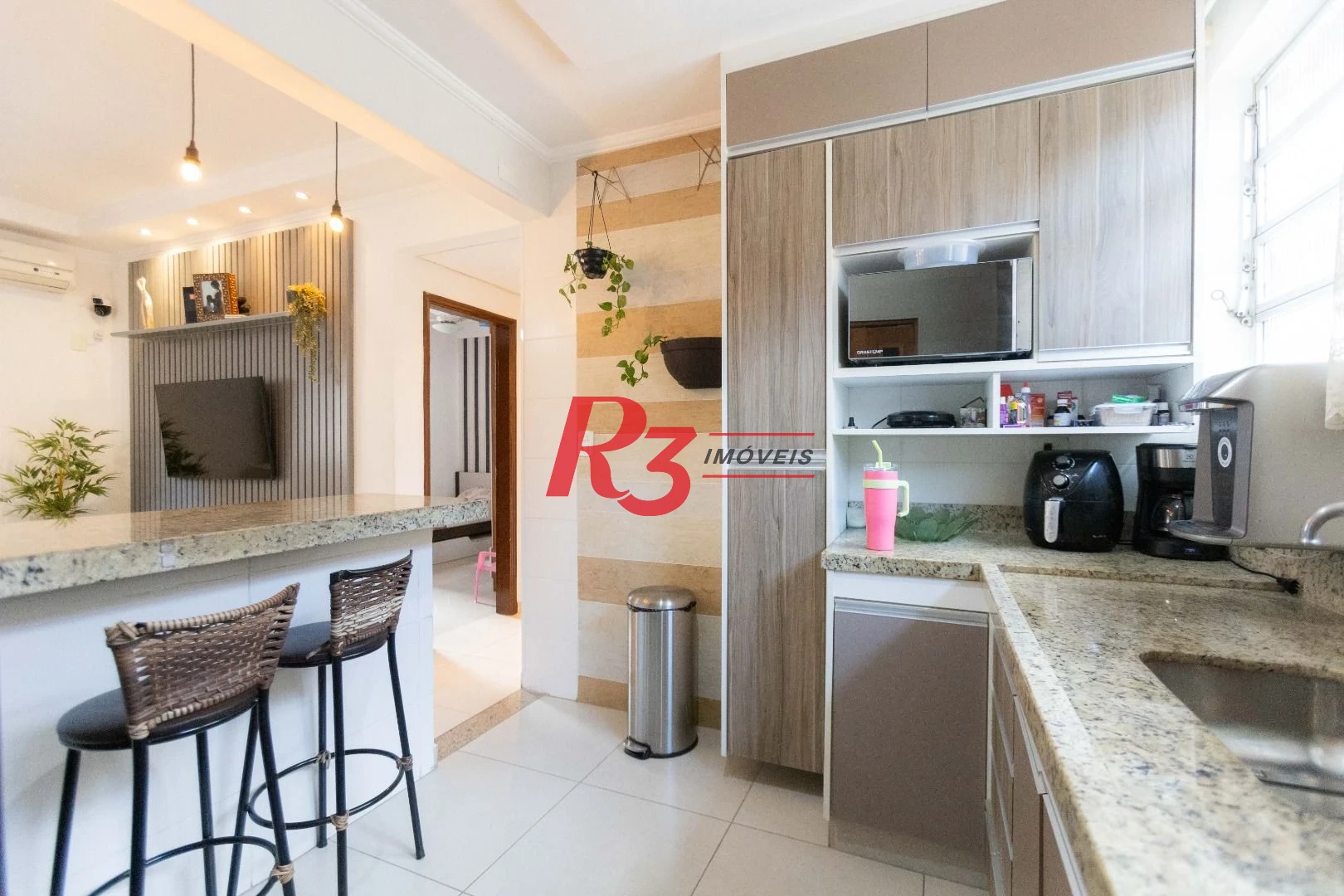 Apartamento com 3 dormitórios à venda, 115 m² por R$ 579.000,00 - Embaré - Santos/SP