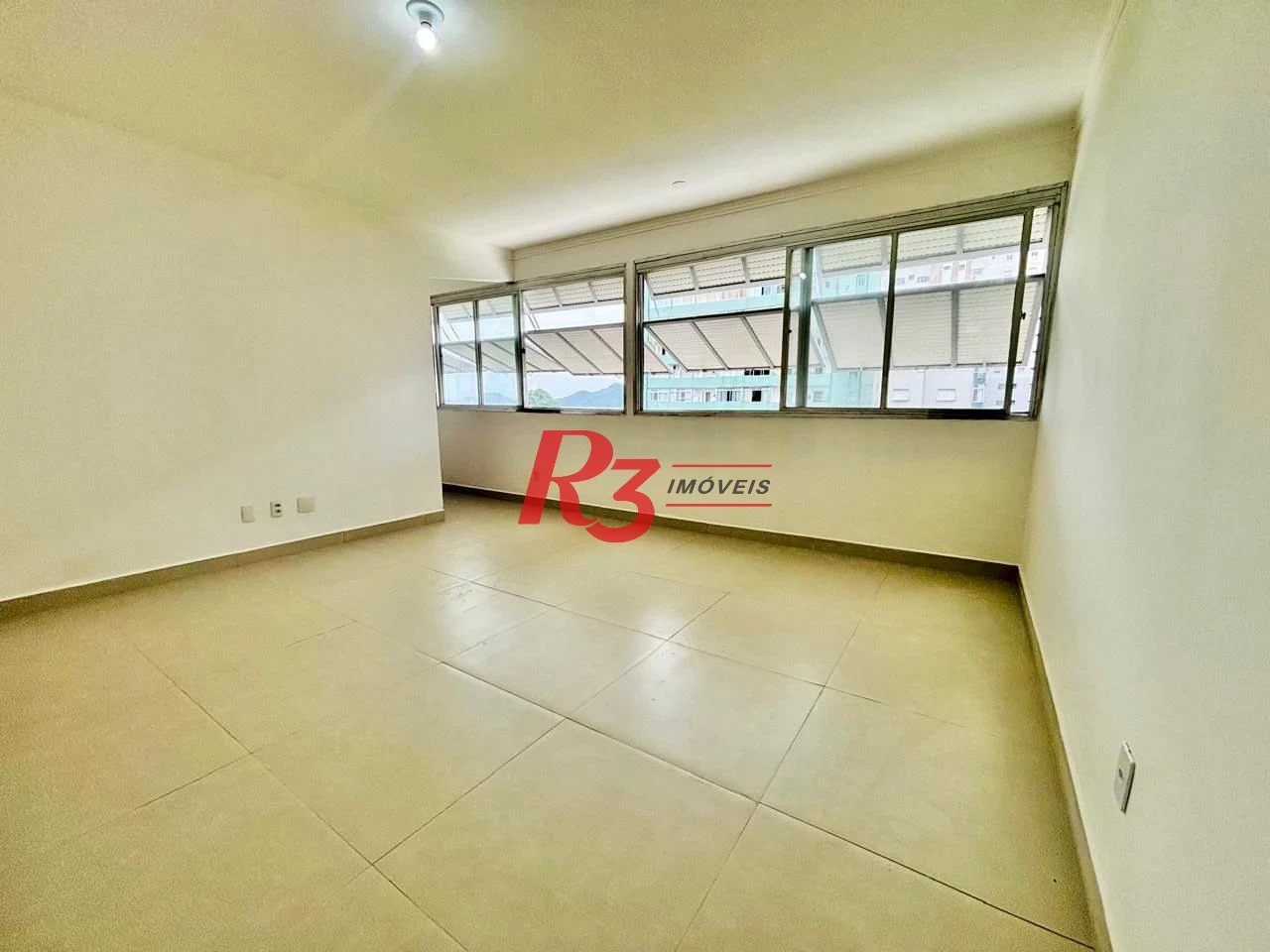 Apartamento com 2 dormitórios à venda, 85 m² por R$ 680.000,00 - José Menino - Santos/SP