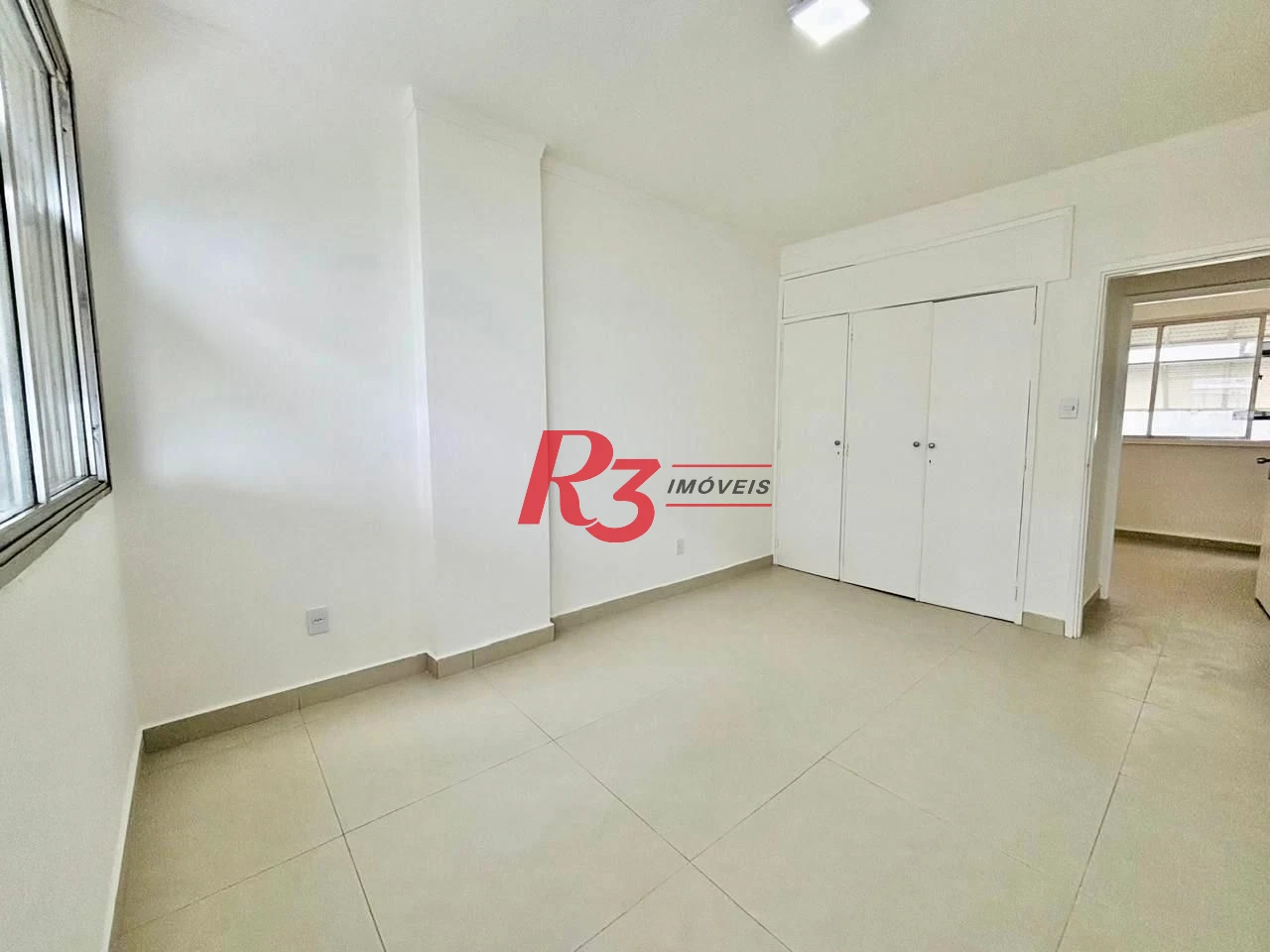 Apartamento com 2 dormitórios à venda, 85 m² por R$ 680.000,00 - José Menino - Santos/SP