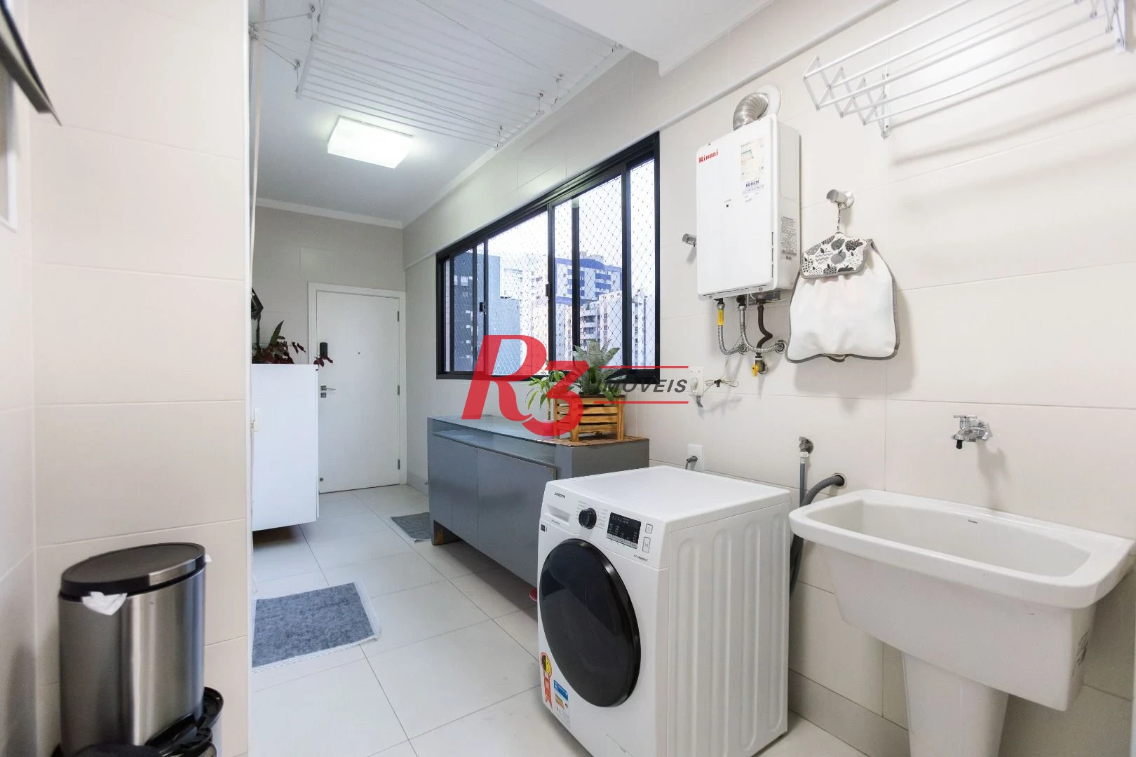 Apartamento com 3 dormitórios à venda, 283 m² por R$ 2.990.000,00 - Boqueirão - Santos/SP